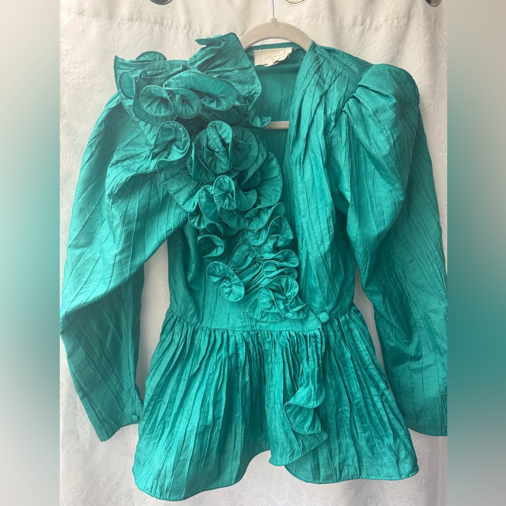Vintage 1980s Caché Teal Ruffle Blouse – Puff Sleeves & Peplum Waist